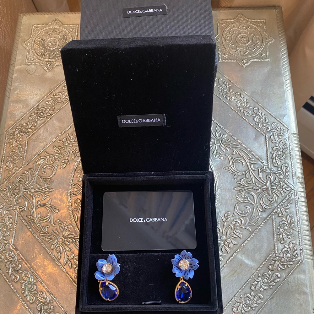 Dolce & Gabbana blue and gold earrings. - Picture 3 of 7